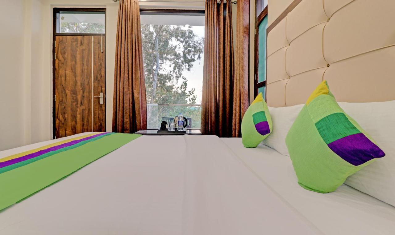Treebo Ortus Residency 호텔 다람샬라 외부 사진