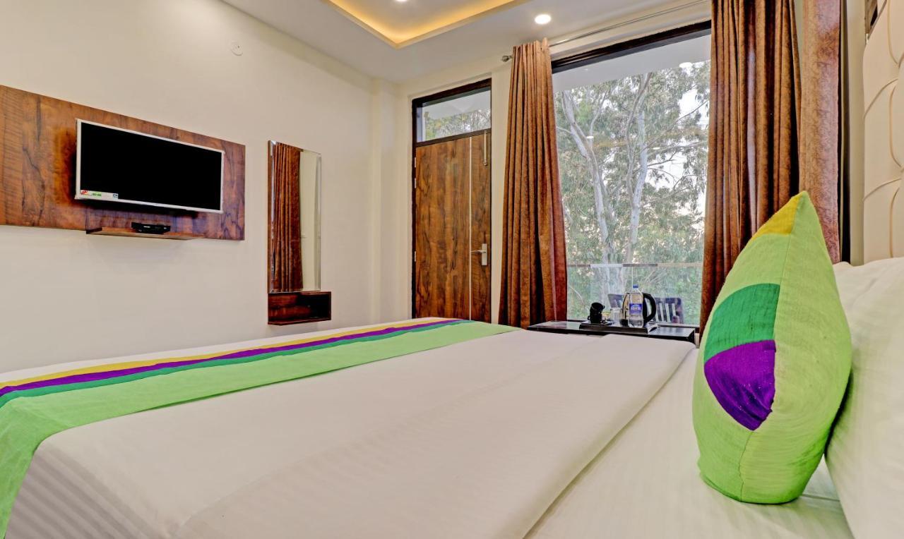 Treebo Ortus Residency 호텔 다람샬라 외부 사진
